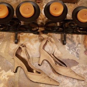 Carrini Tan T-Strap Heels